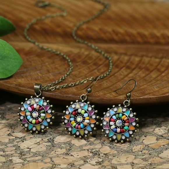 🆕❗️ 3pcs Vintage Round Antique Bronze Distressed Multicolor Floral Rice Bead - Picture 3 of 4